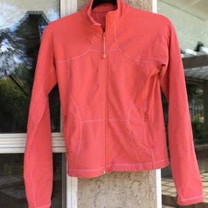 Lululemon zip up jacket🌺